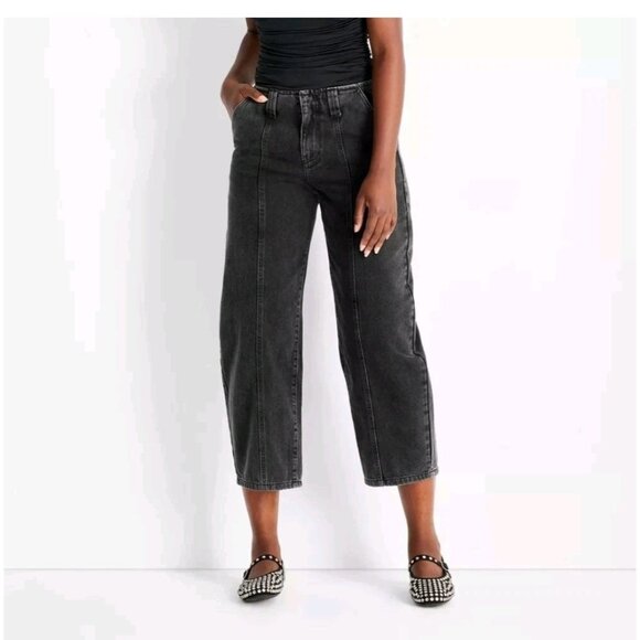 NEW Future Collective Mid-Rise Barrel Leg Jeans Black Denim size 14 Crop Pockets - Picture 1 of 8